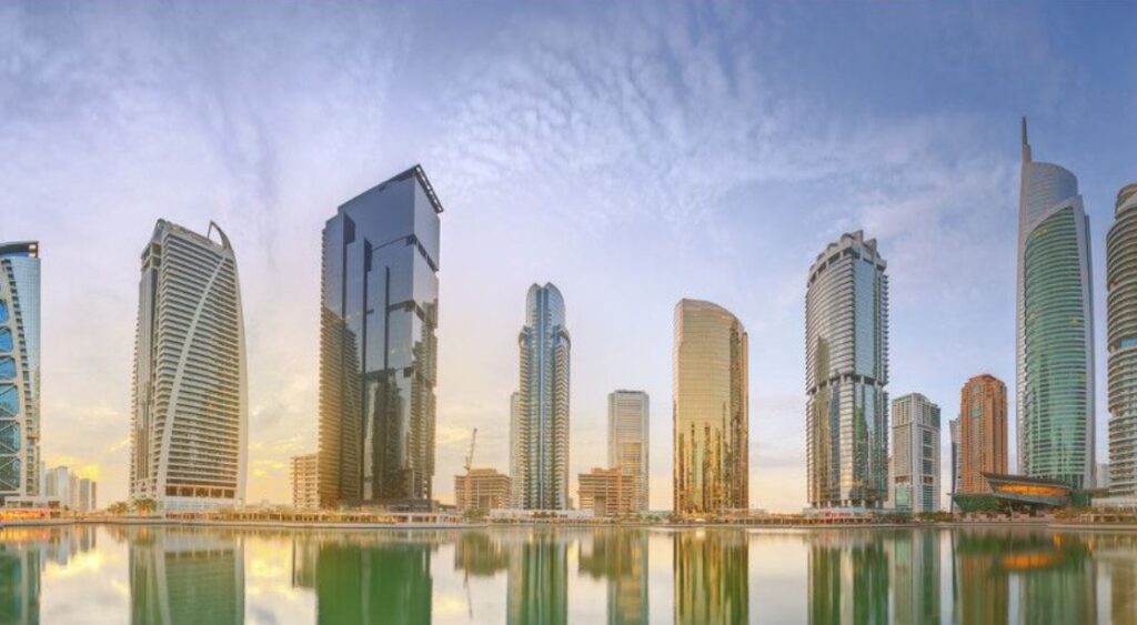 Dubai construye el Uptown Tower, el segundo rascacielos mas grande del mundo