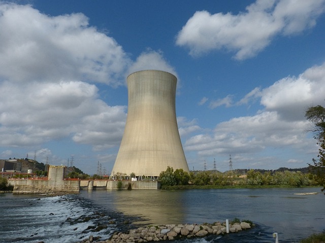 Tipologías de estructuras en ingeniería Central nuclear